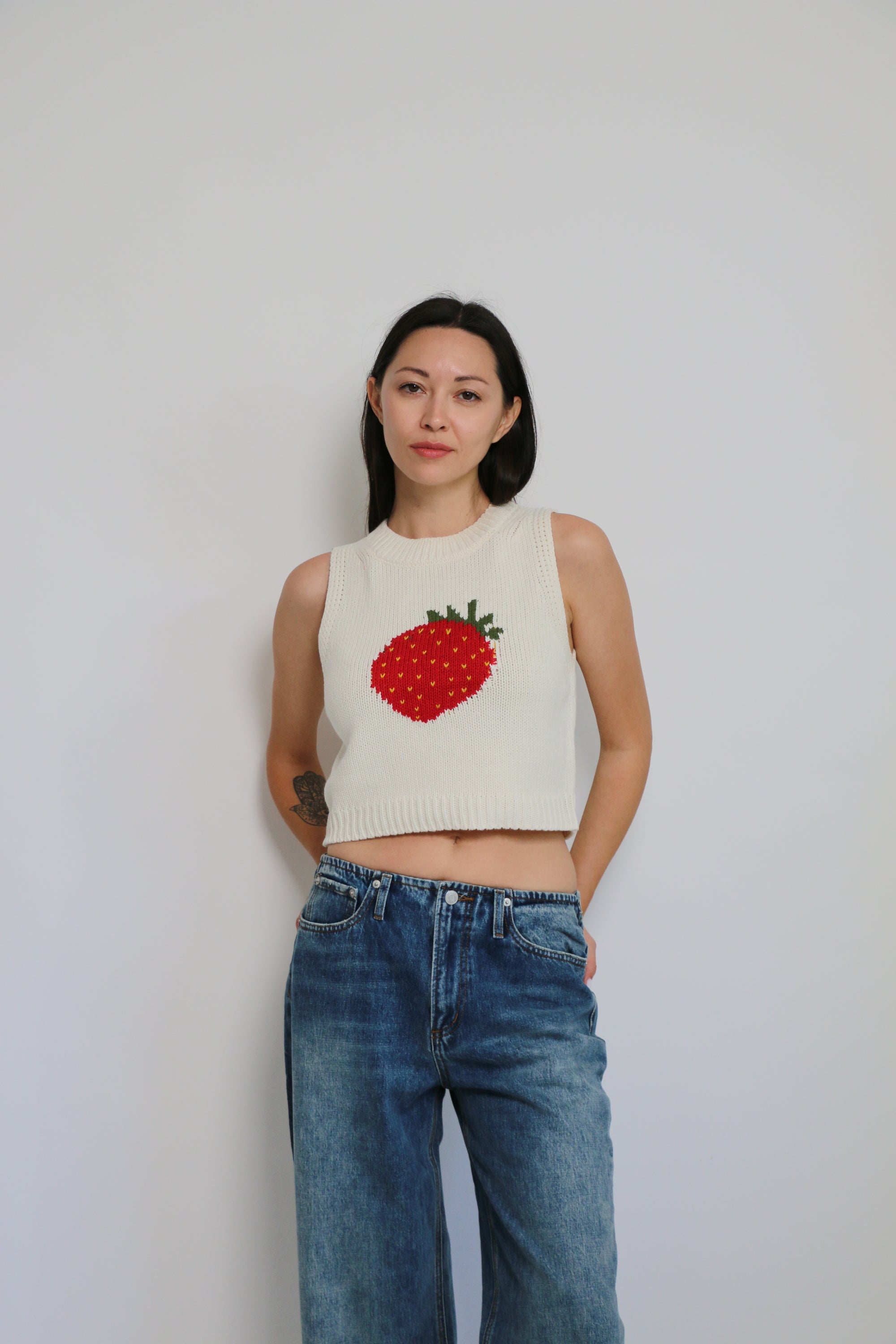 Johnnie Strawberry Tee